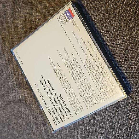 Puccini's Turandot 2 Disc Set - Picture 2 of 6